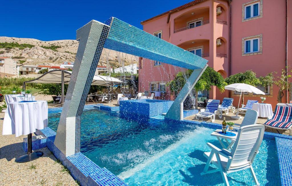 Bed & Breakfast Valentina Metajna Exterior photo